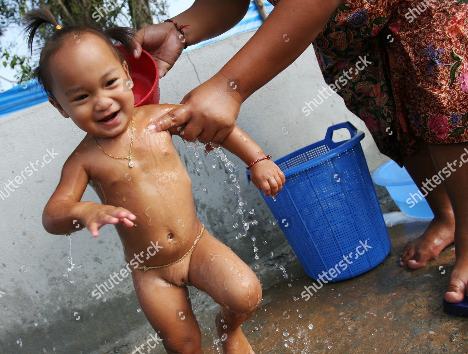 Featured image of post Thailand Village Child Bath